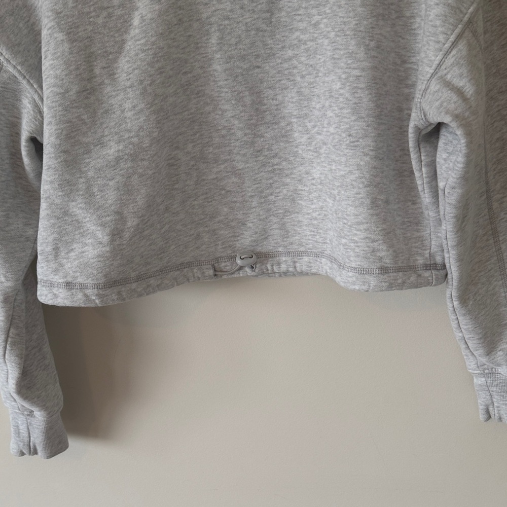 2. | No Boundaries | Cropped Heather Gray Crewneck Sweatshirt | L - Picture 3 of 5